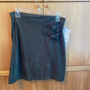 Green suede skirt NWT